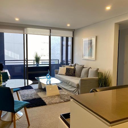Governor Luxe 1 Bedroom Apartment In The Heart Of Barton Wifi Gym Wine Secure Parking Canberra Kingston Bagian luar foto