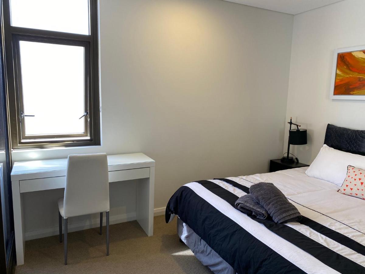 Governor Luxe 1 Bedroom Apartment In The Heart Of Barton Wifi Gym Wine Secure Parking Canberra Kingston Bagian luar foto